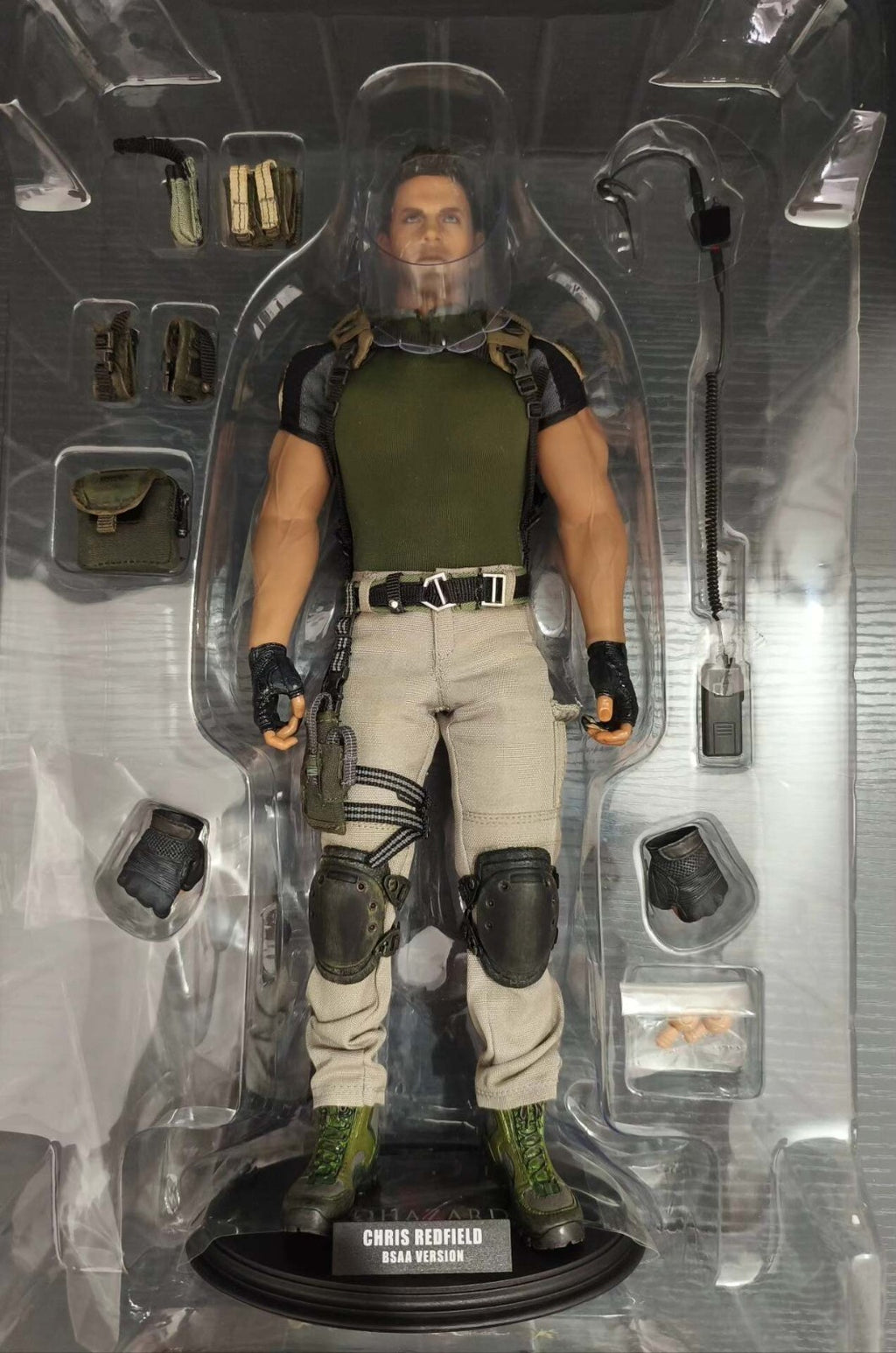 1/6 hottoys  Resident Evil Rebecca Chris Redfield
