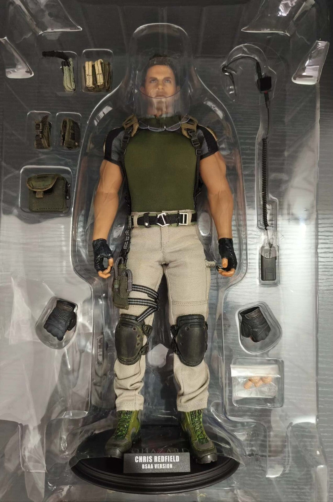 1/6 hottoys  Resident Evil Rebecca Chris Redfield