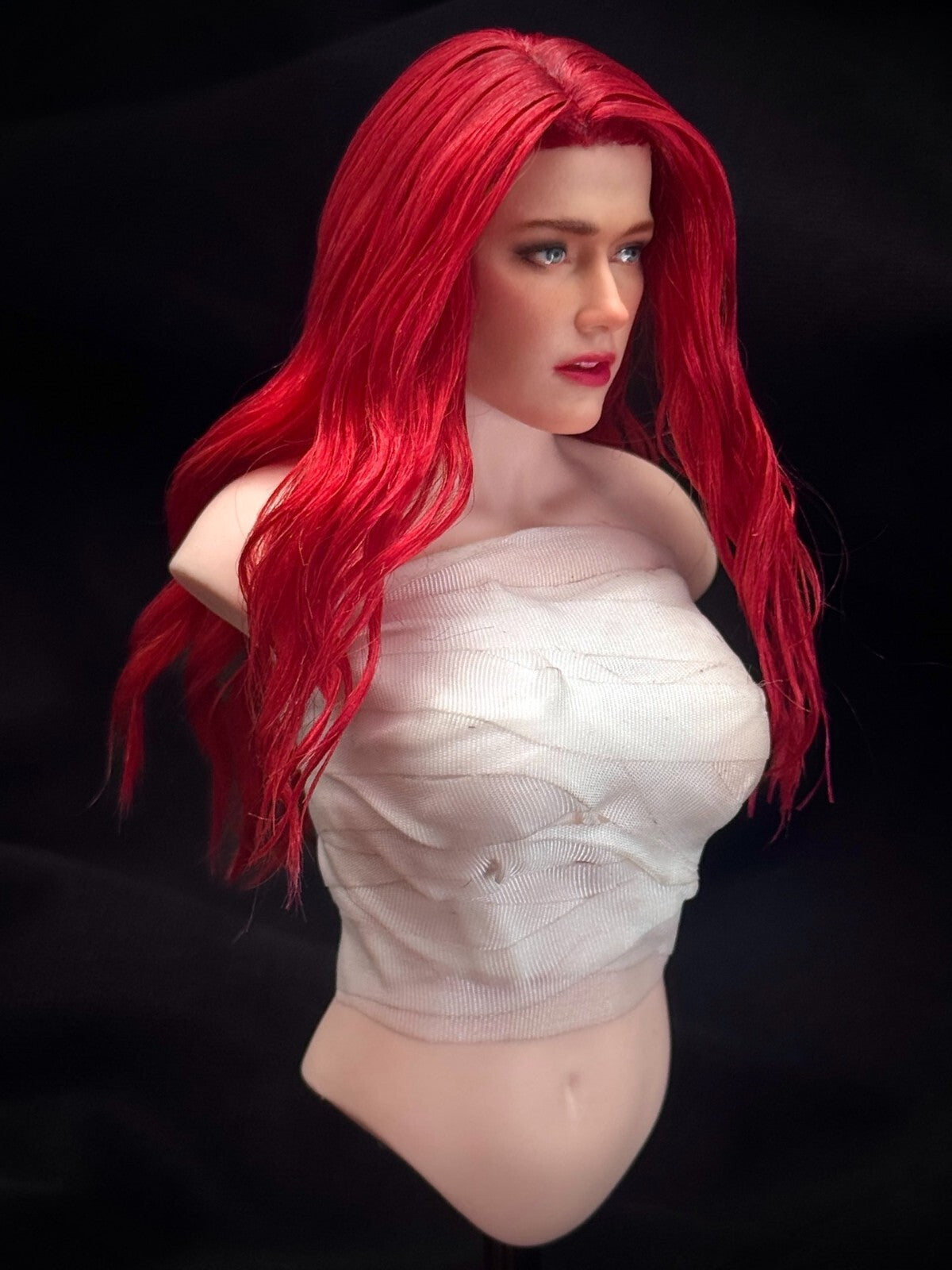 1/6 mera  head for  12 inch   pichen  hottoys