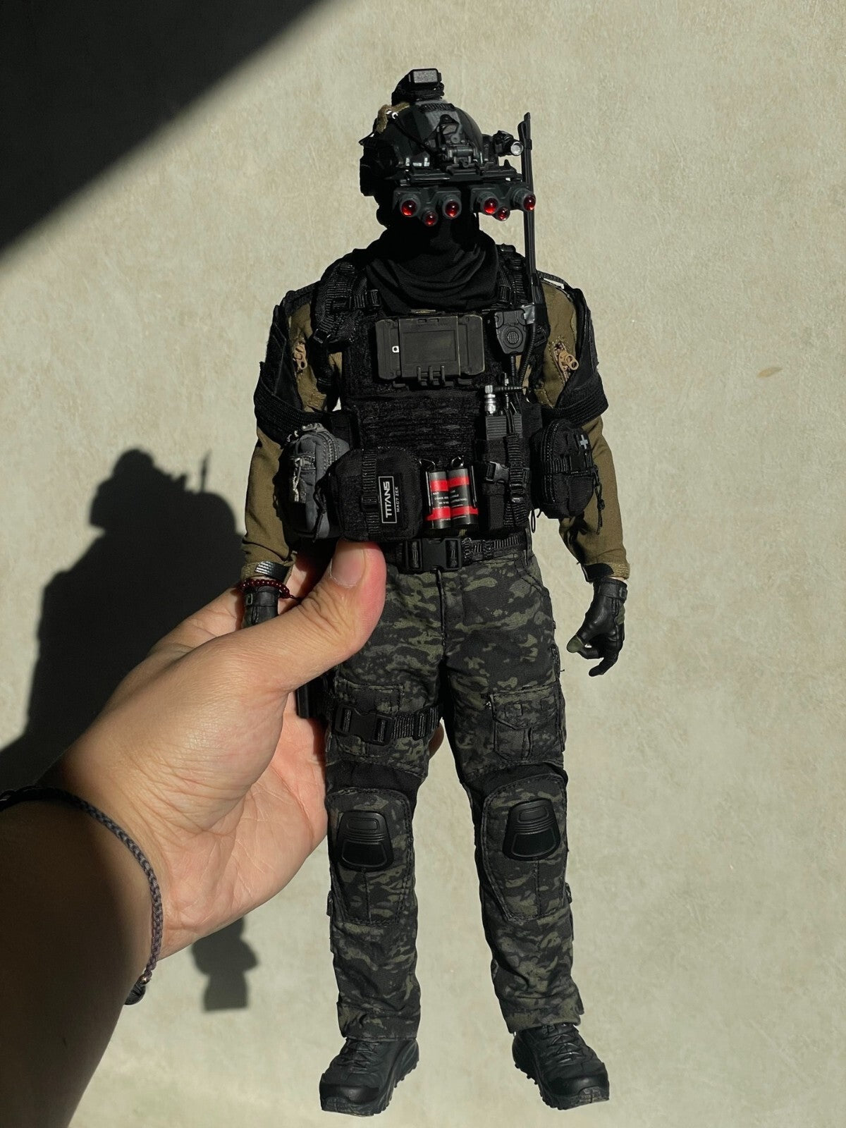 custom 1/6 duty call    König    12 inch figure