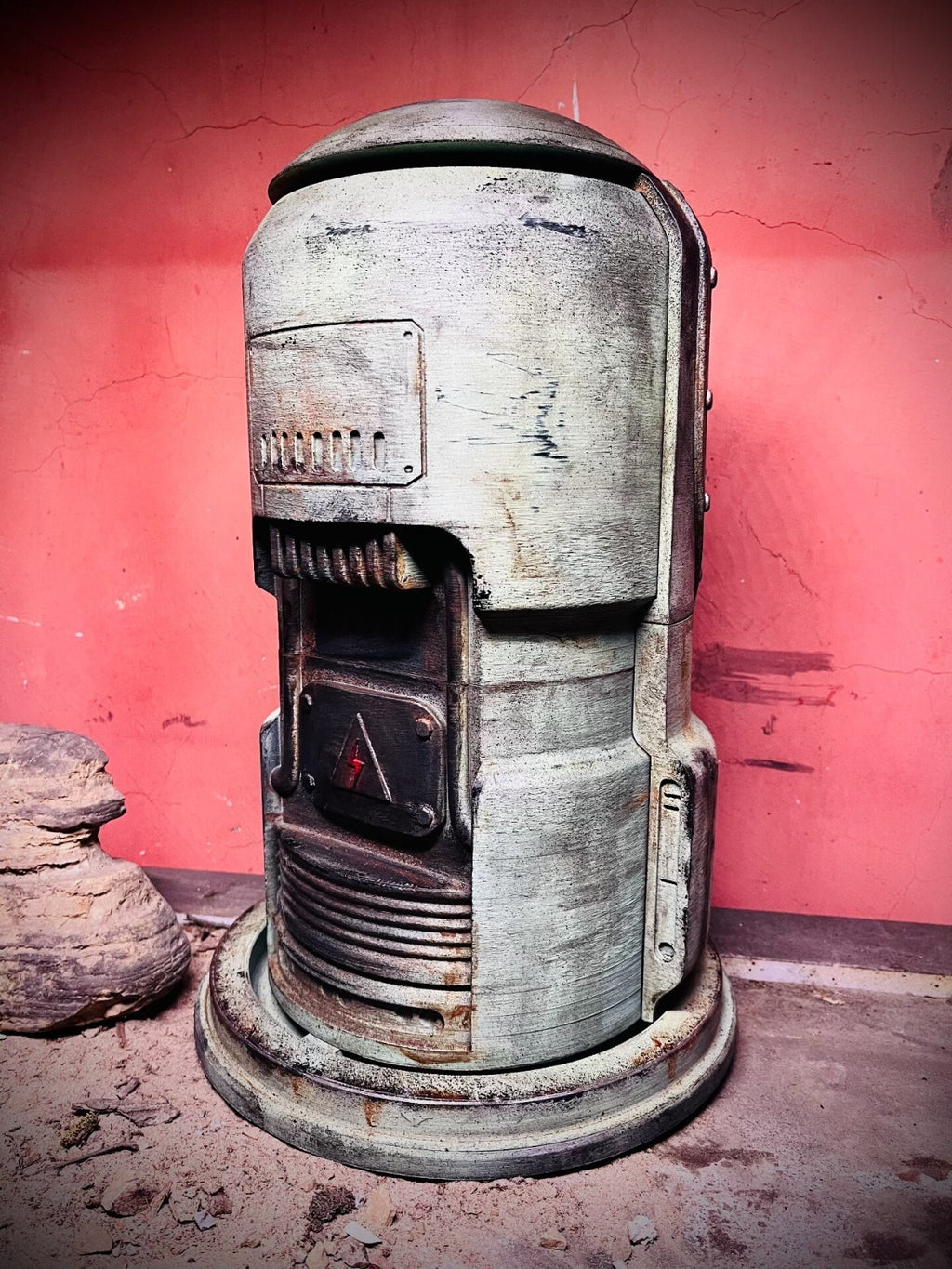 custom   1/6  Cyberpunk wastland  fallout  resin robber and shelter  40cm