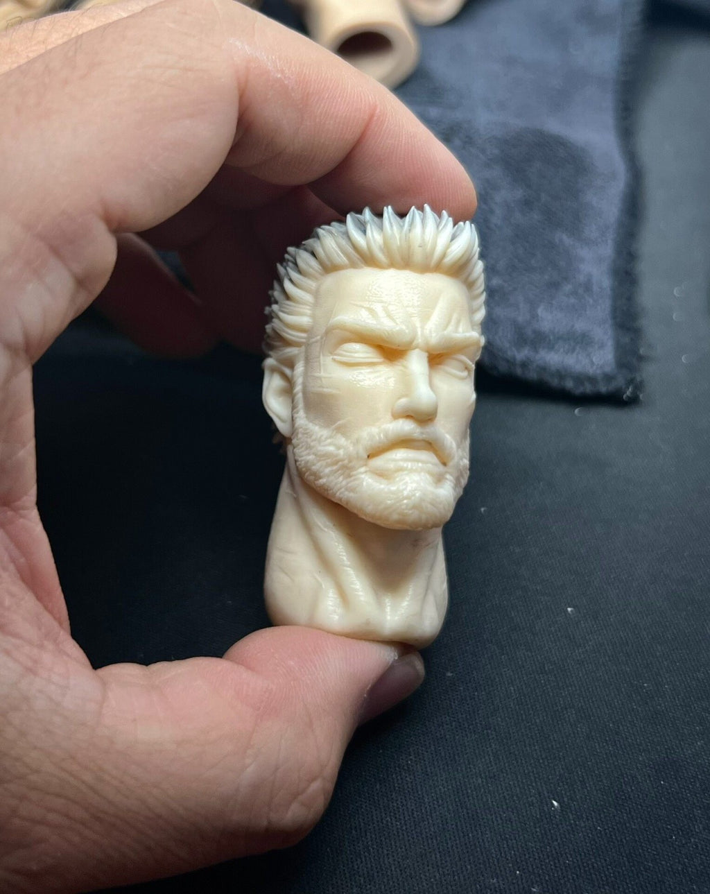 custom 1/6 berserk guts head need 40 days arrange ship