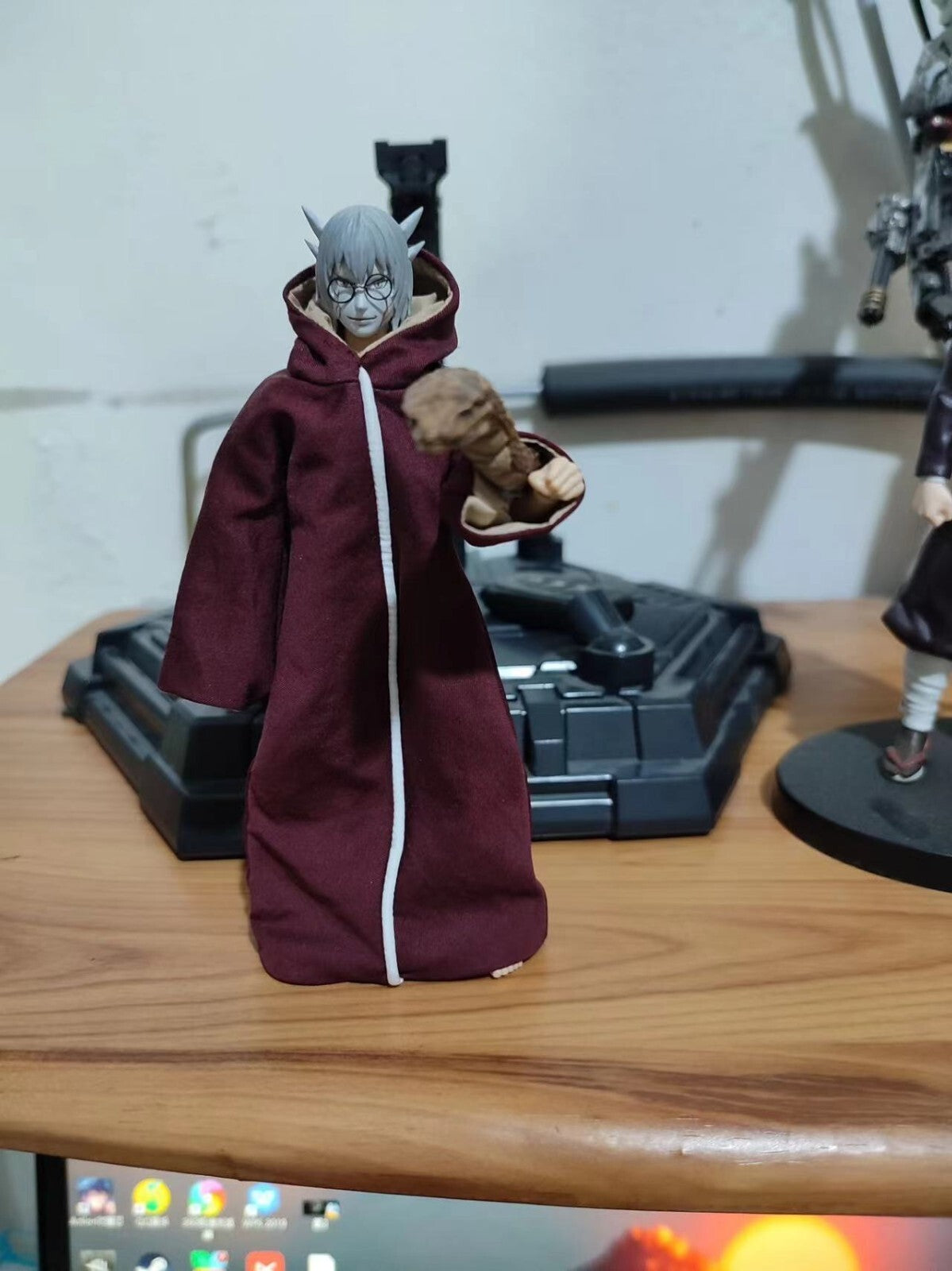 custom 1/12 shf Yakushi Kabuto  figure no including  snake