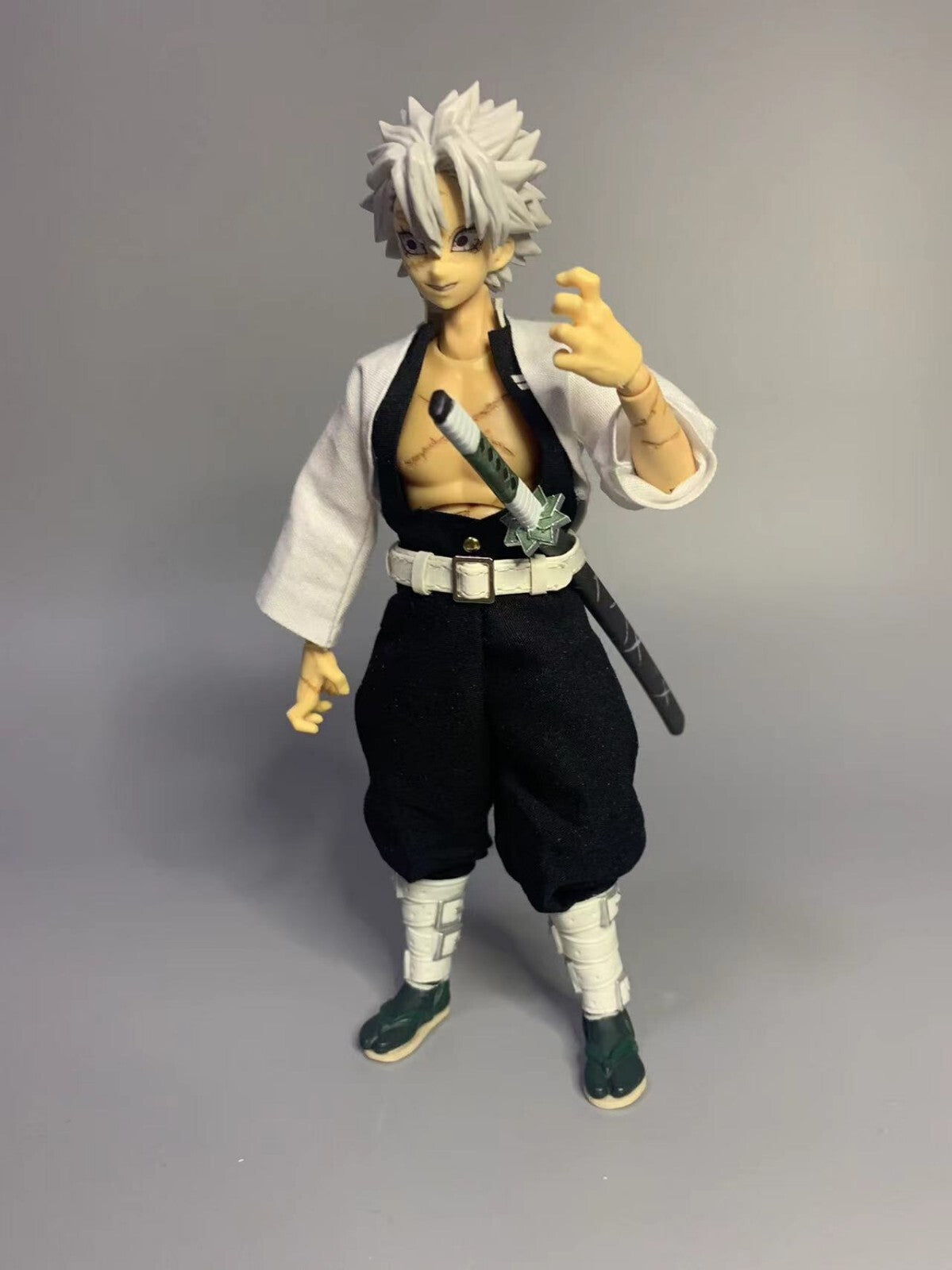 custom 1/12 Demon Slayer  Shinazugawa Sanemi action figure