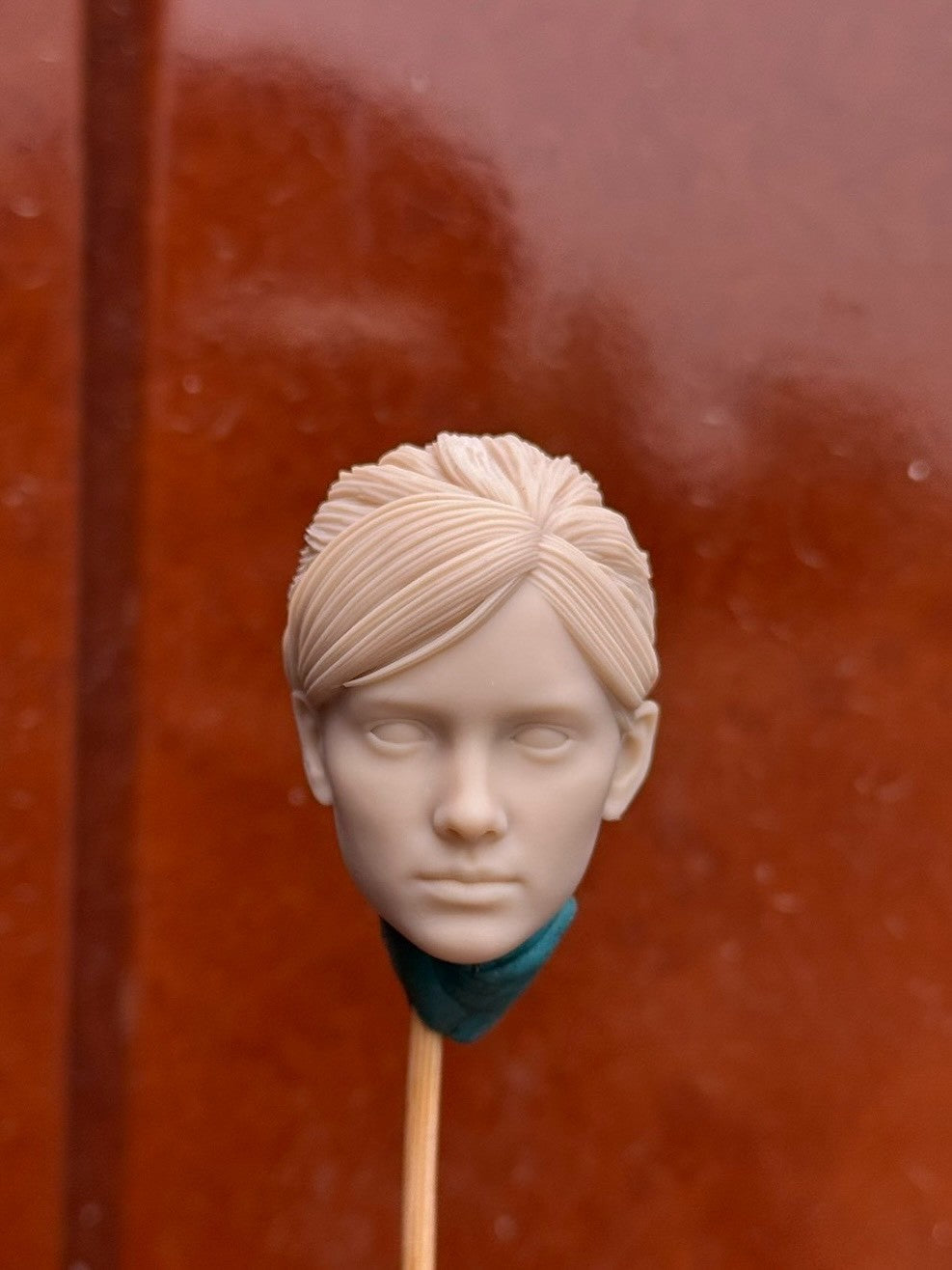 1/6  The Last of Us ellie head