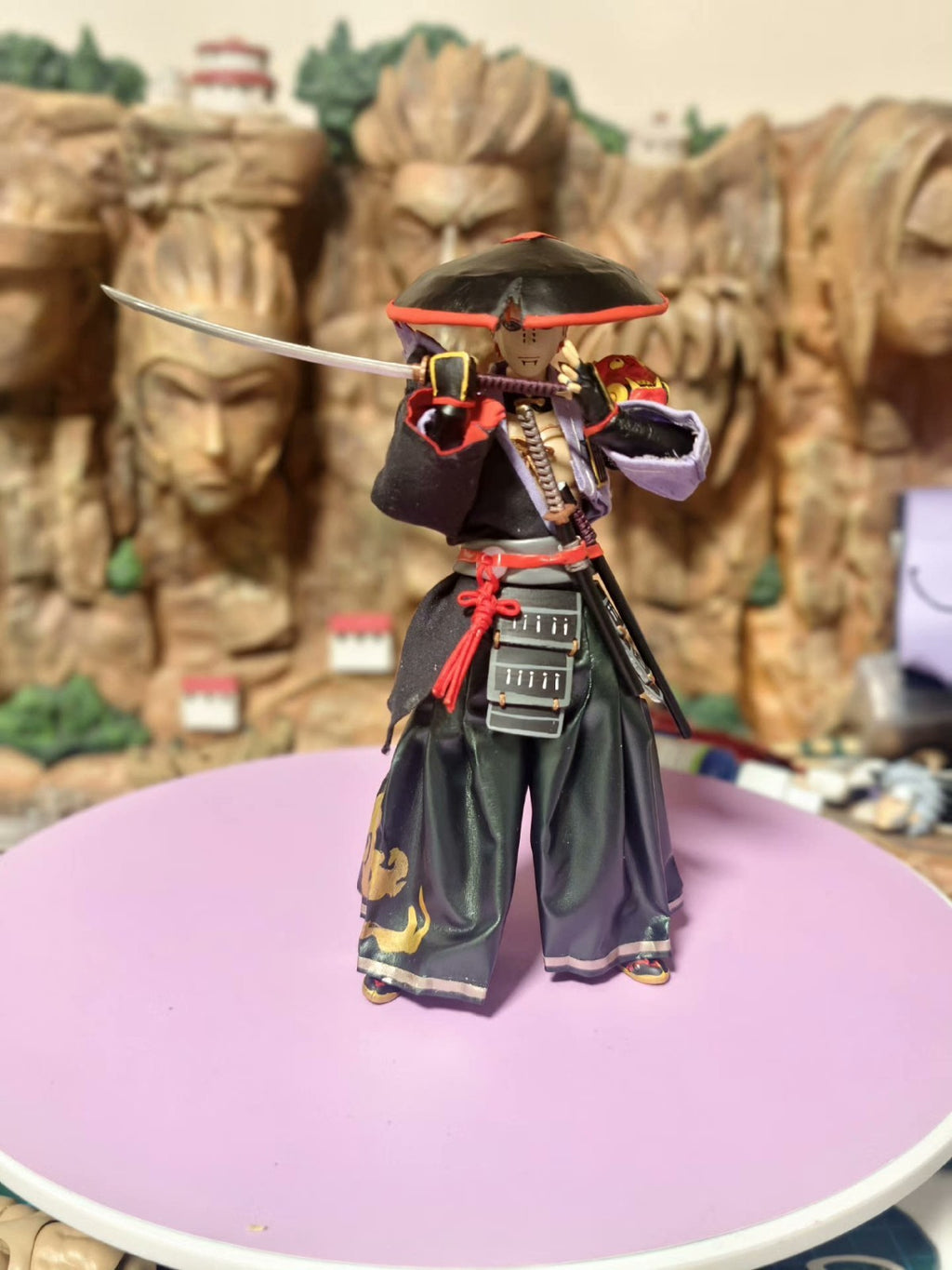 custom 1/12  pain