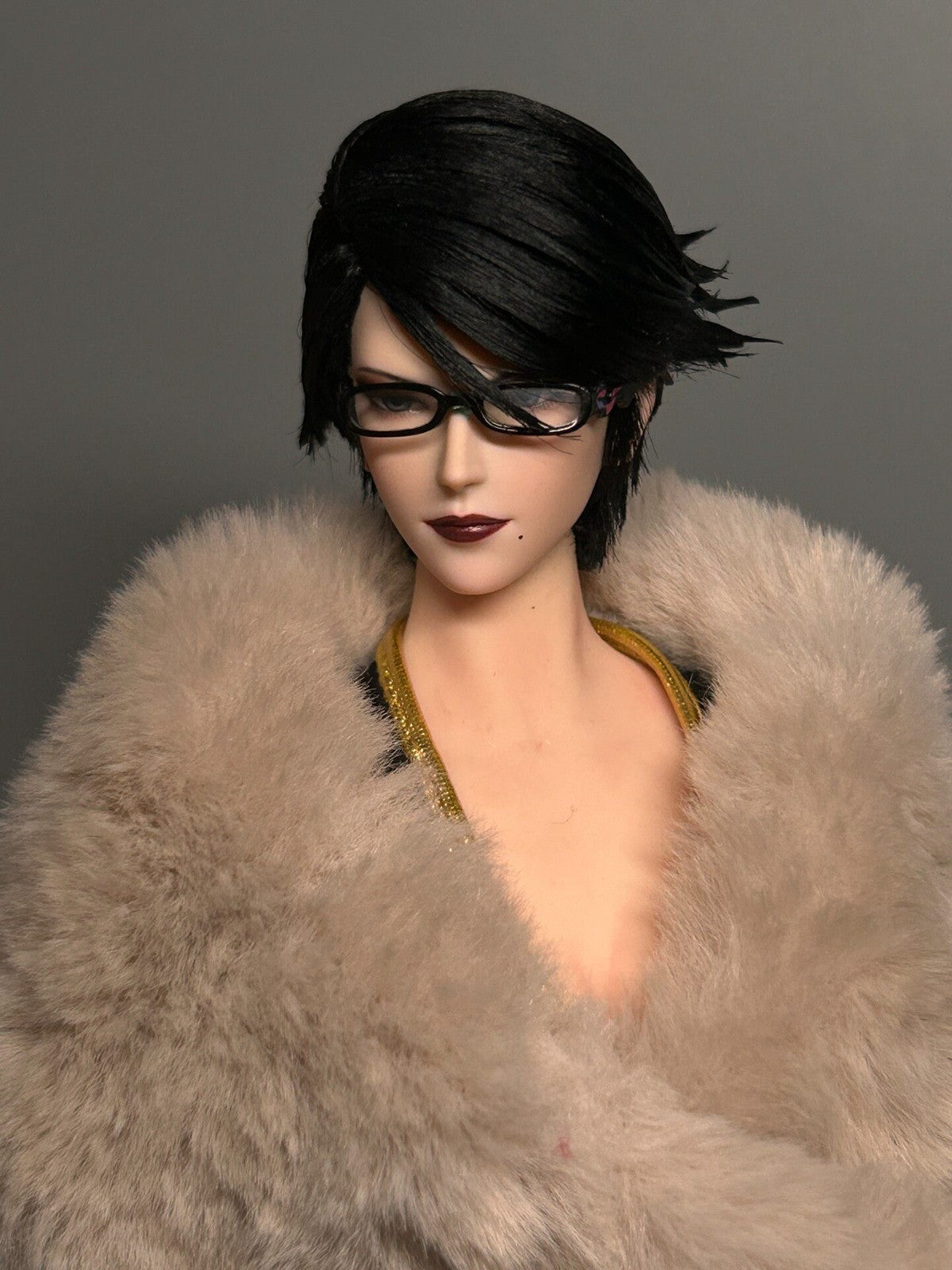 custom 1/6   Bayonetta    head need about 60days ship