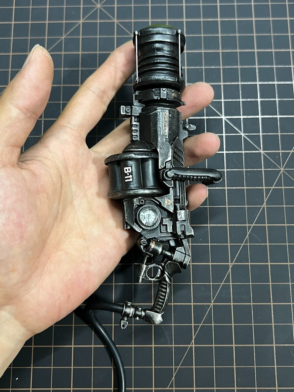 1/6 Cyberpunk wastland  weapon  for  12  inch figure