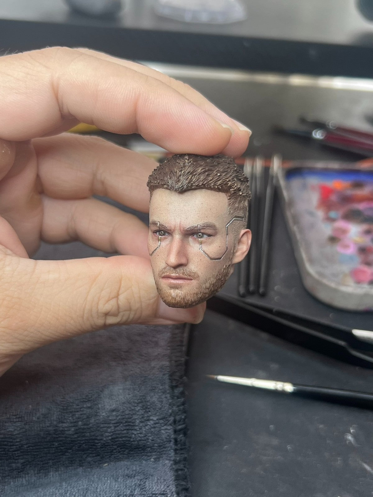 1/6 Cyberpunk 2077  Vincent  head  ship in  30days