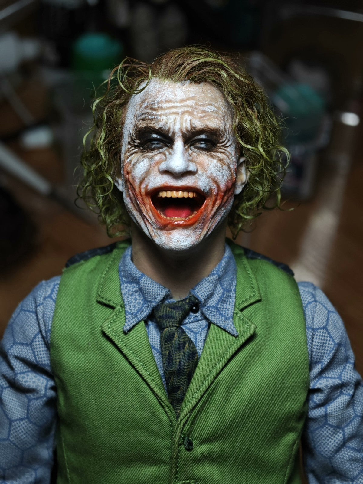 1/6   joker head  for hottoys