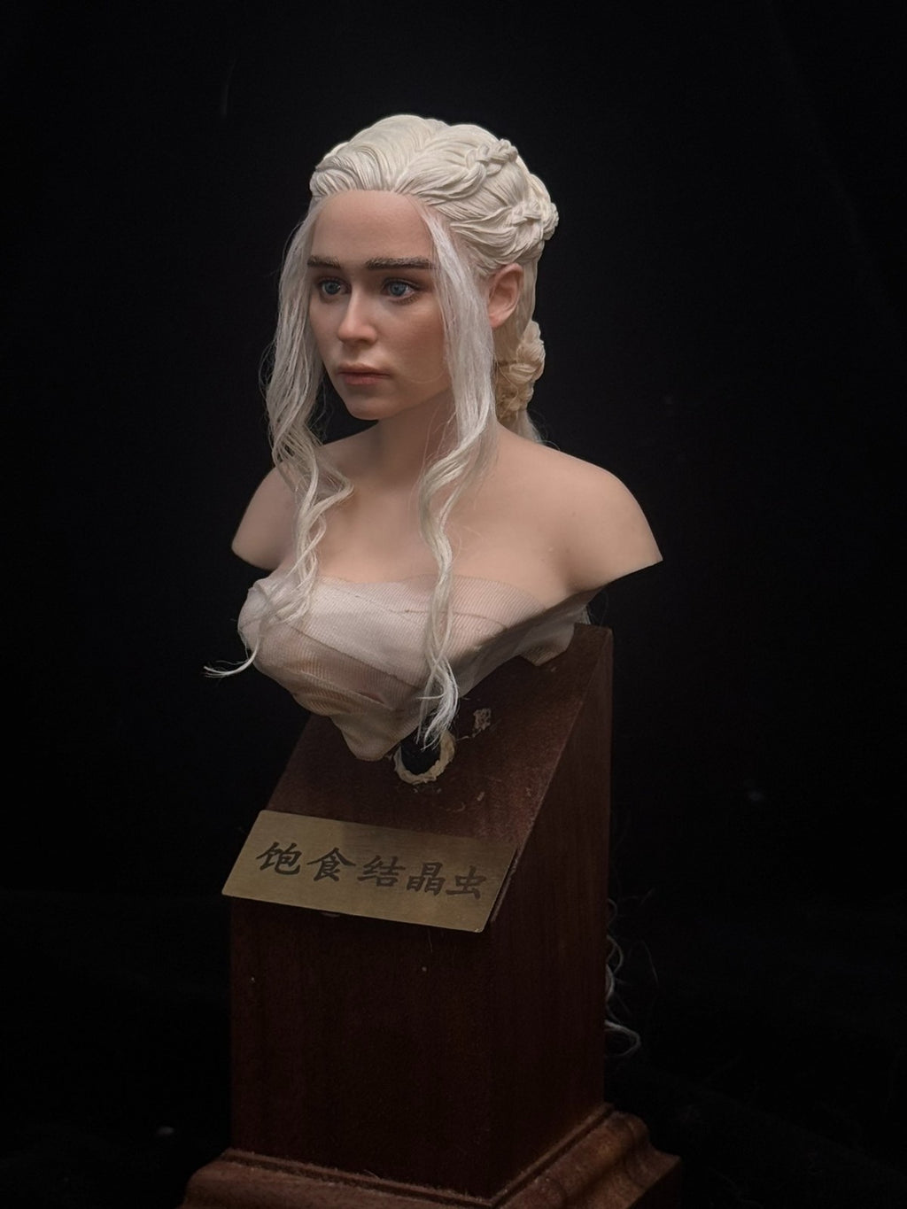 custom 1/6 Emilia Clarke head for 12 inch figure
