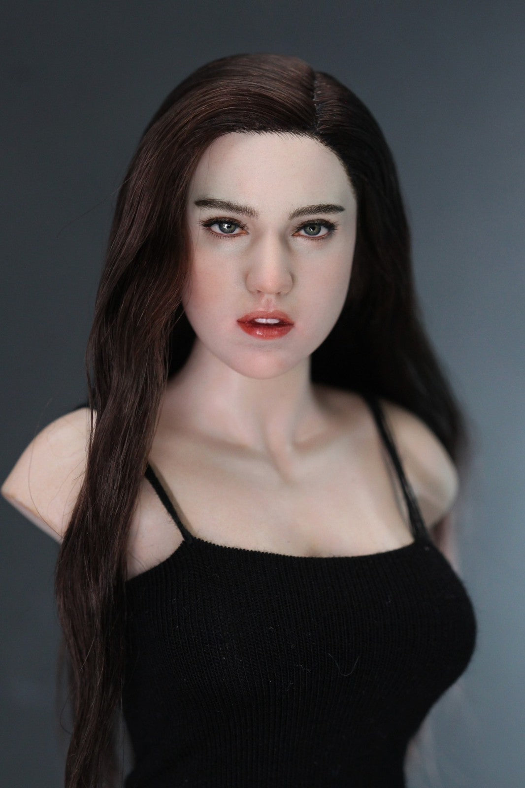 1/6 Jennifer Connelly  head sculpture for 12 inch figure need about 120days