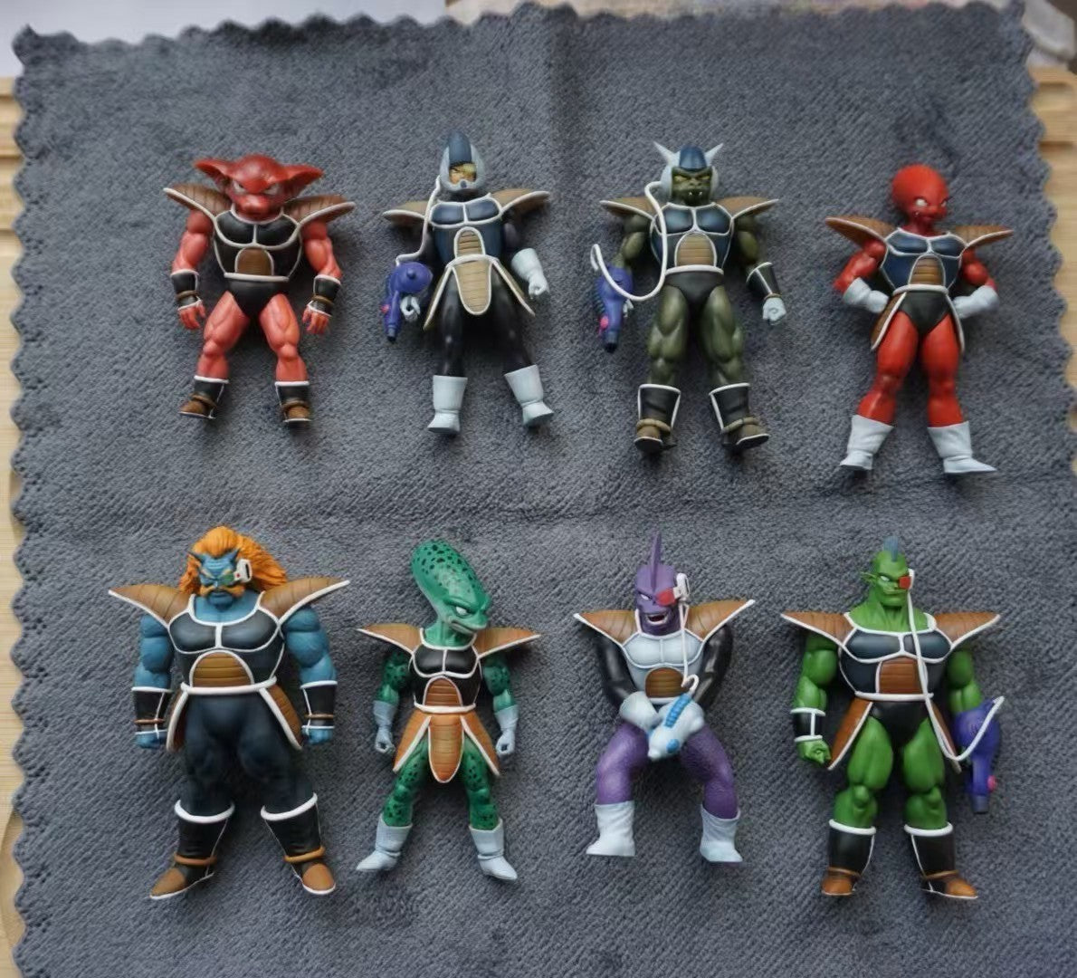 custom dragonball HG  figure Frieza solider 8 pcs need 40days