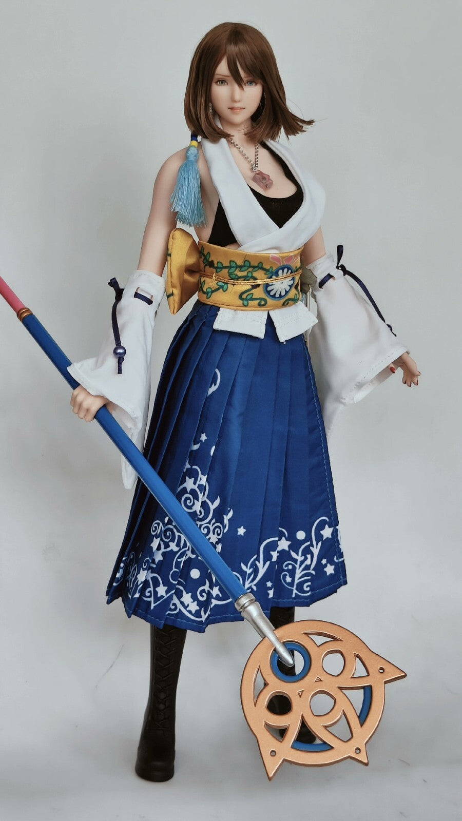 custom 1/6   Yuna  figure  need about 60days