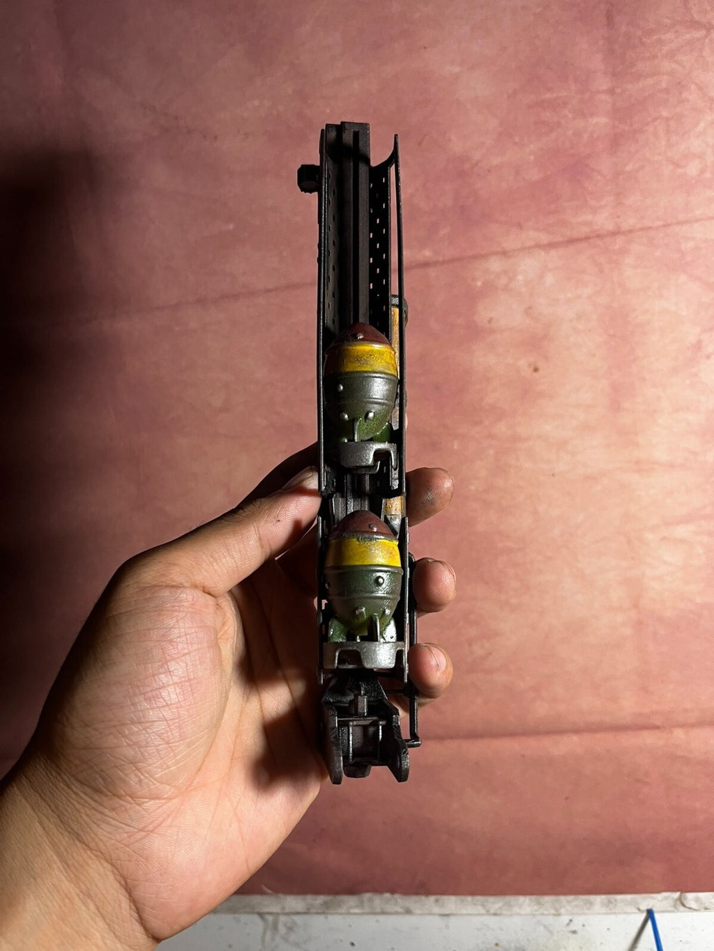 custom 1/6 Cyberpunk wastland gun  for fallout t60 figure threezero
