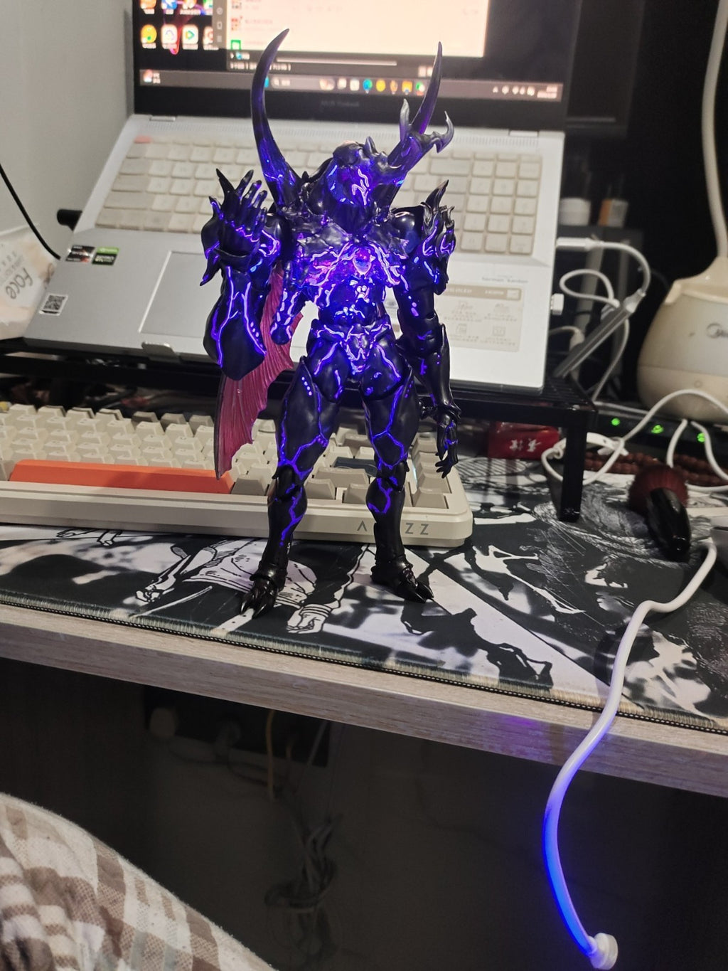 custom SEXYICE Studio VERMIN UNKVAL Manticora 1/12