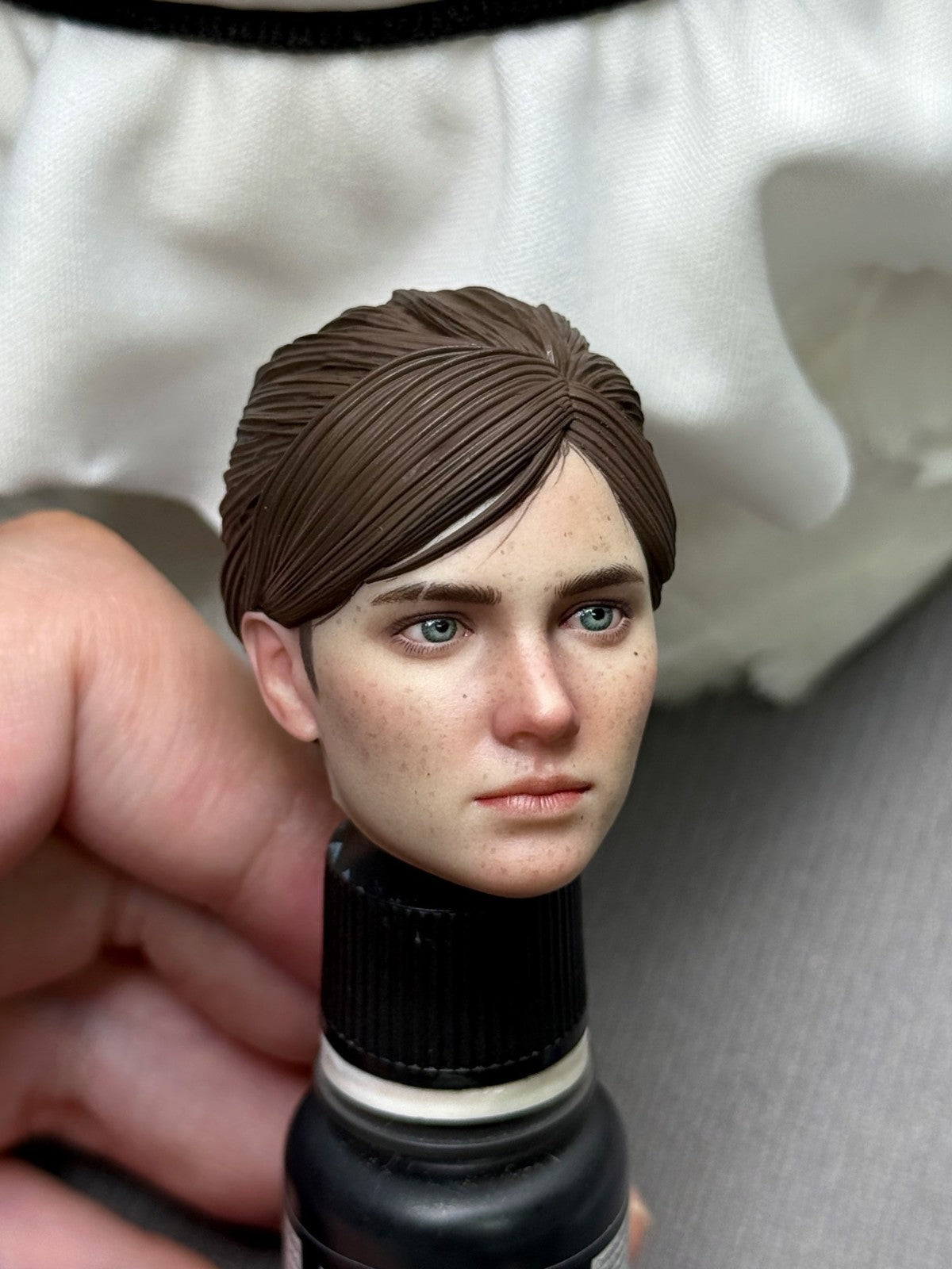 1/6  The Last of Us ellie head