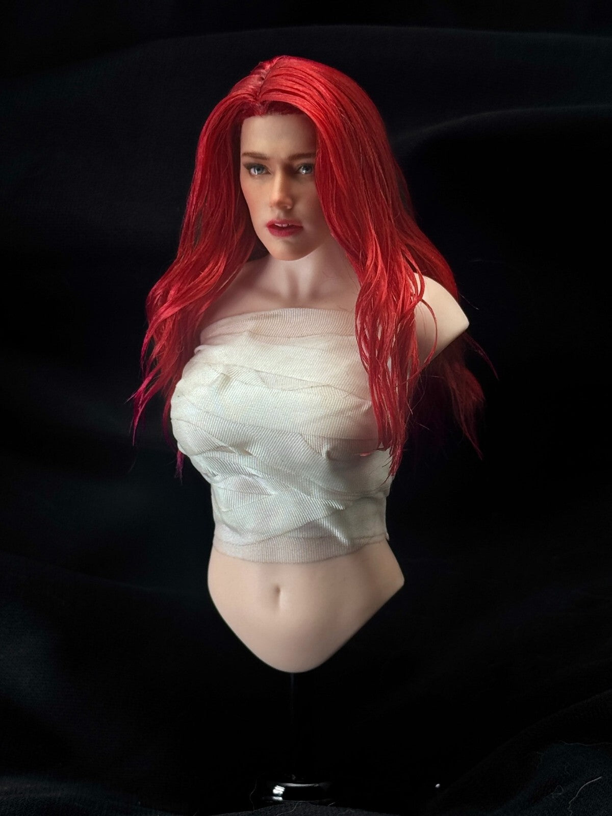 1/6 mera  head for  12 inch   pichen  hottoys