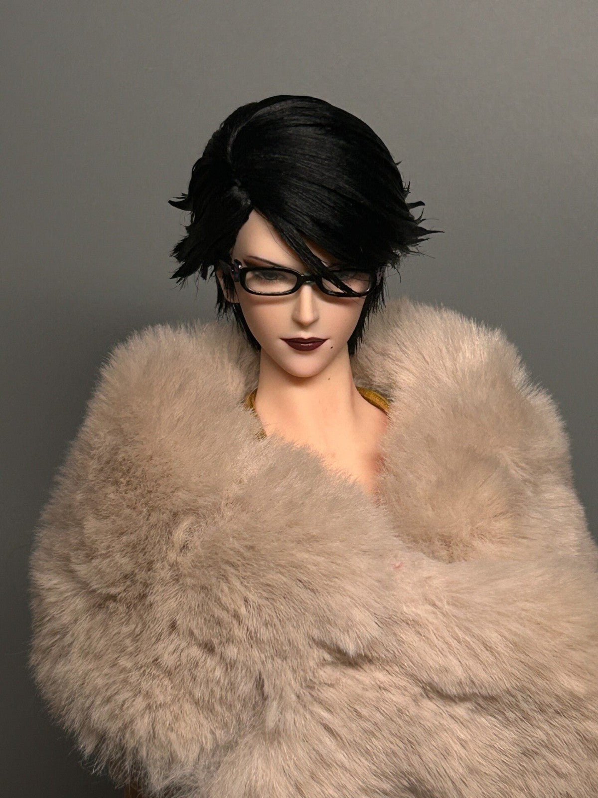 custom 1/6   Bayonetta    head need about 60days ship