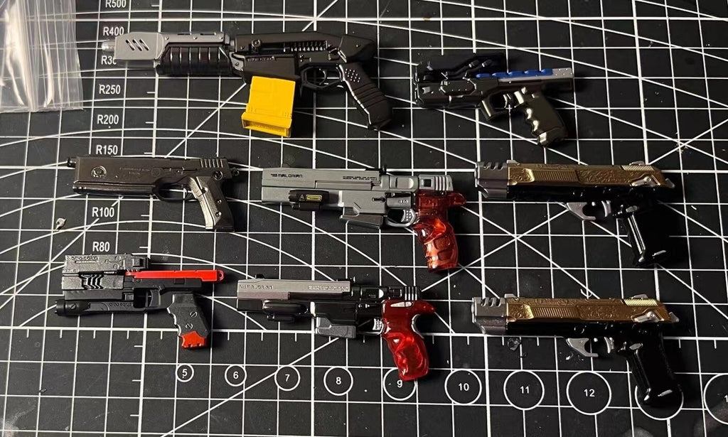 custom 1/6 Cyberpunk 2077 weapon  gun 4-5cm