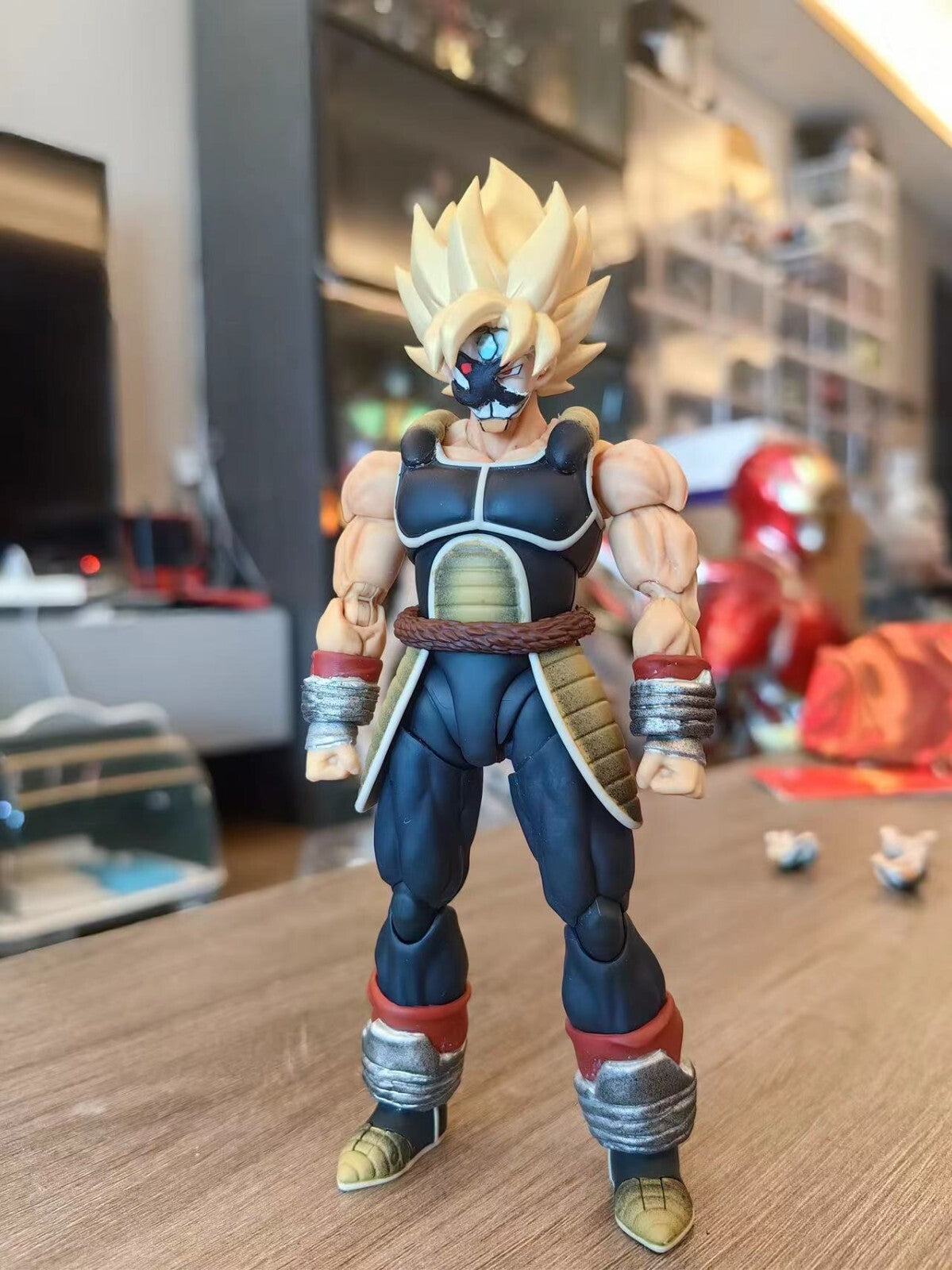 CUSTOM S.H. Figuarts Super Saiyan Burdock Dragonball SHF time