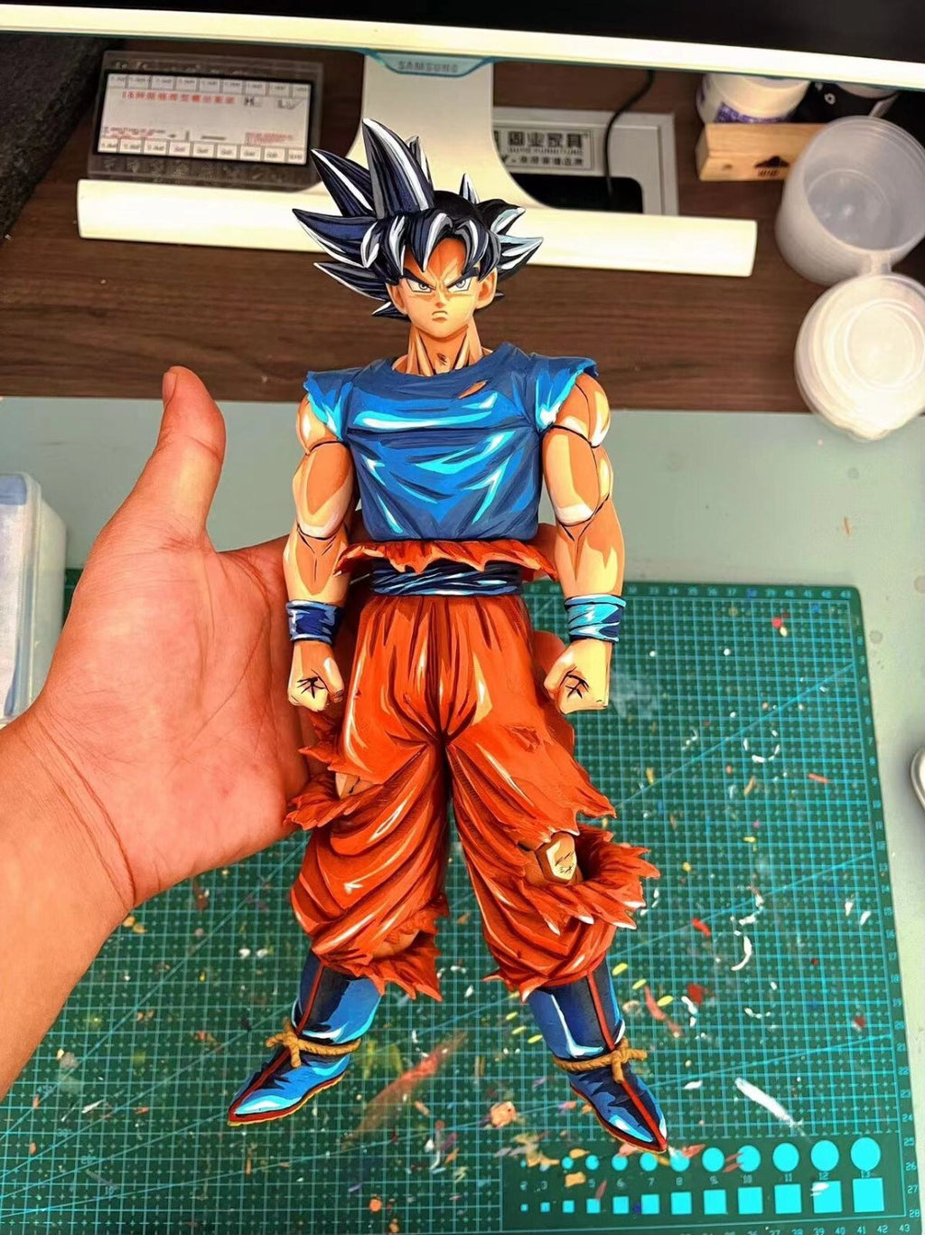 custom dragonball repaint gros goku