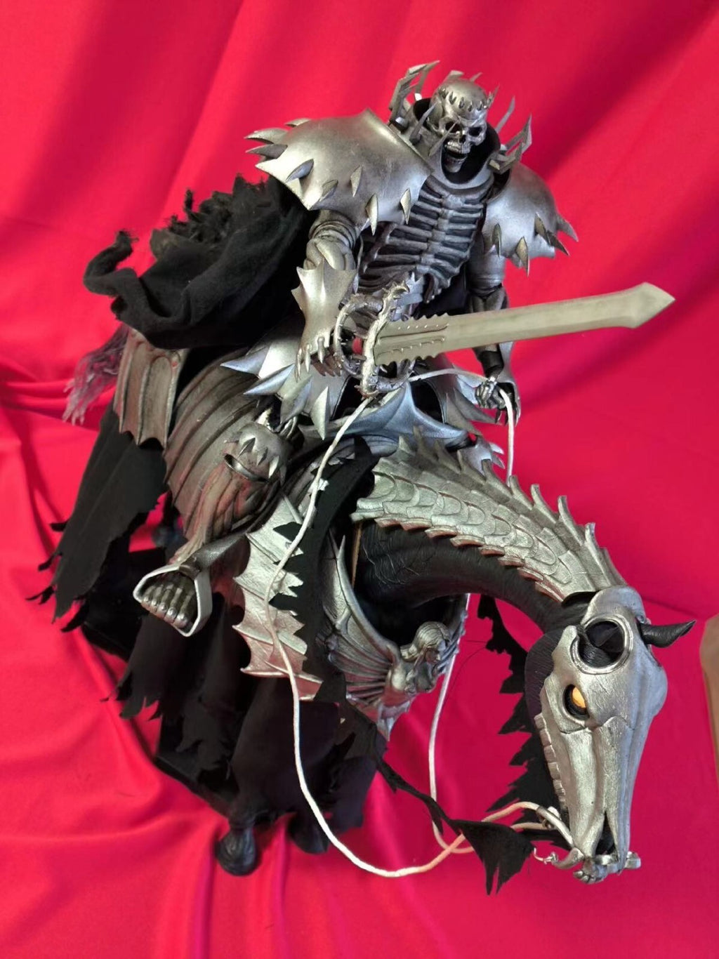 CUSTOM horse for threezero berserk Skull Knight  need 60days