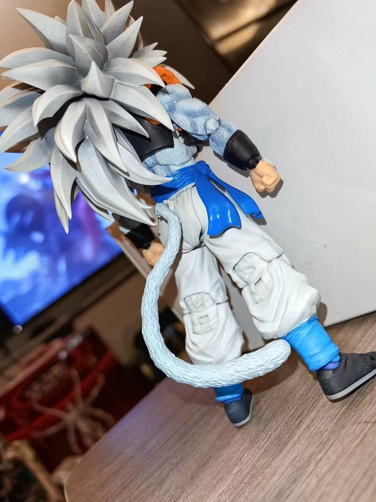 Custom dragonball shf figure ssj5 gogeta