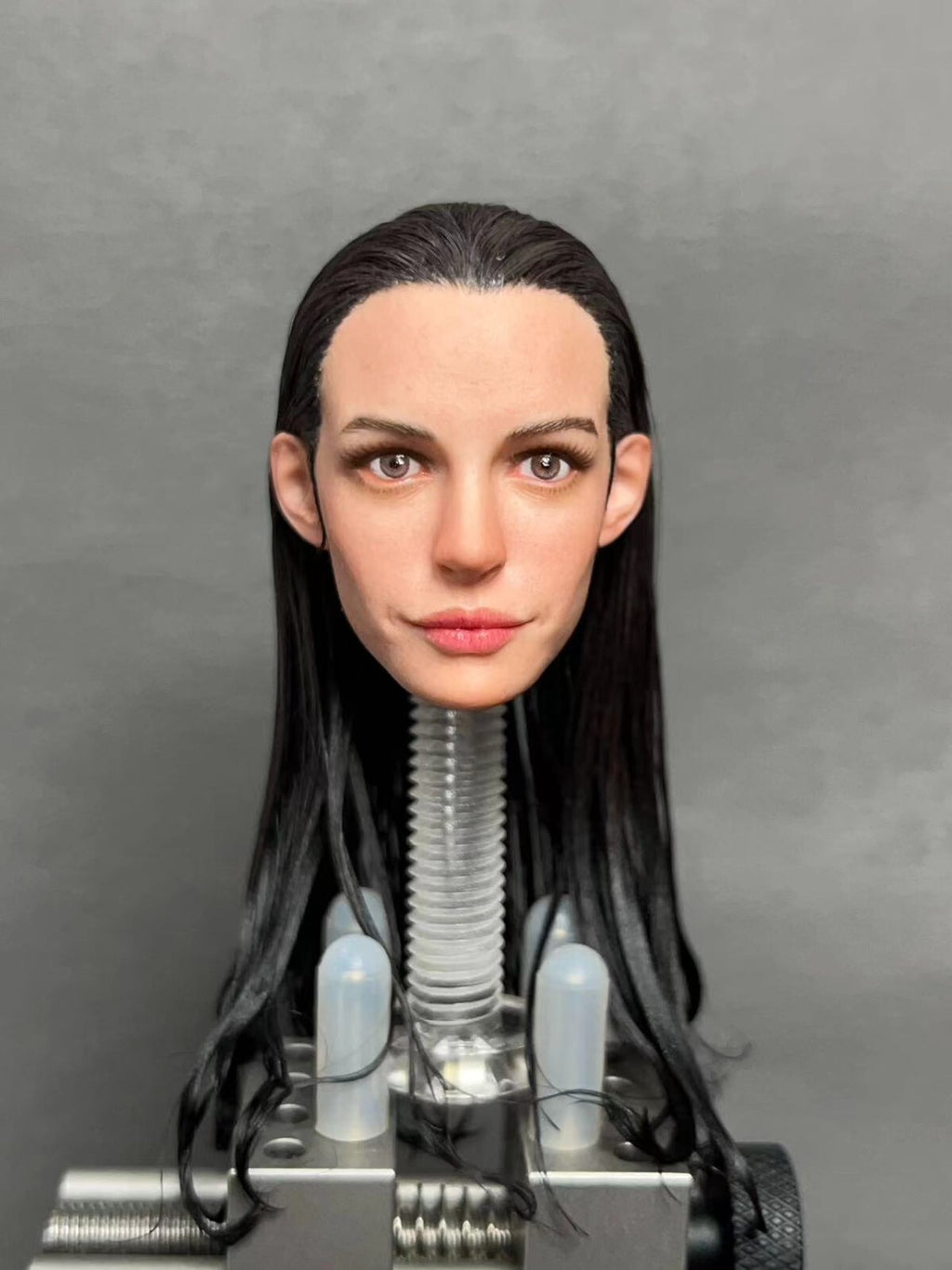custom 1/6 Anne Hathaway head for 12 inch figure01
